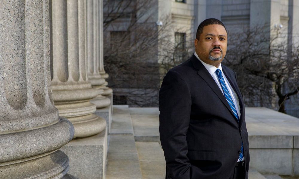 Alvin Bragg on Set to Become First Black District Attorney of Manhattan After Opponent Concedes in Democratic Race